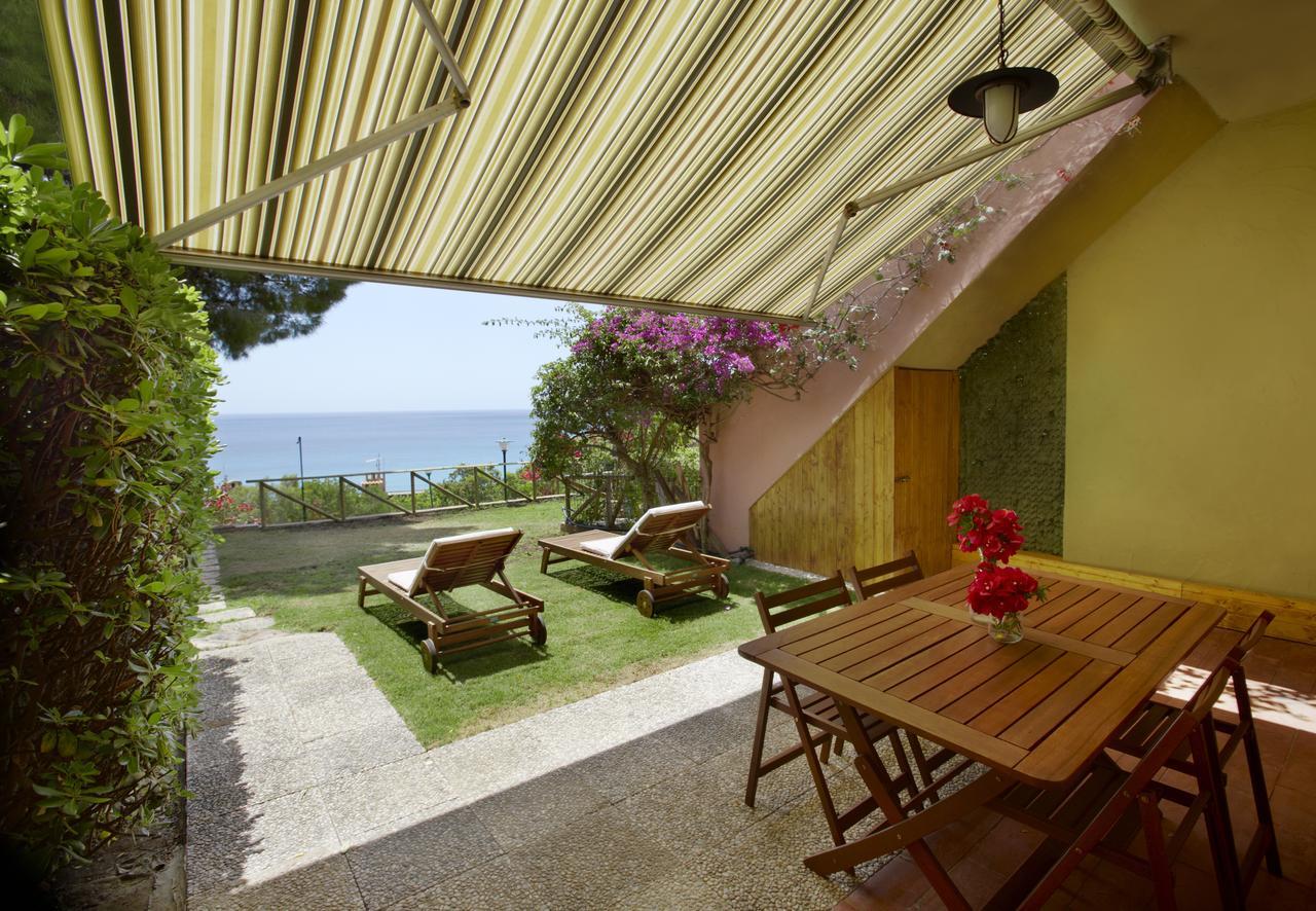 Pinus Village Sea Front Apartment プーラ エクステリア 写真
