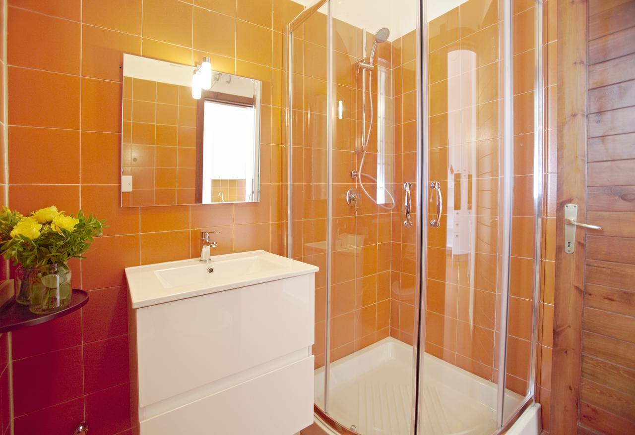 Pinus Village Sea Front Apartment プーラ エクステリア 写真